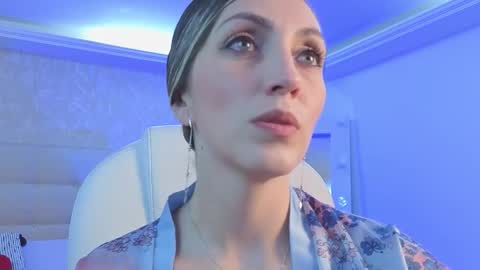 Anny online show from March 21, 2026, 11:59 am