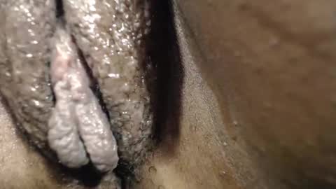 Anny online show from April 21, 2026, 12:44 pm