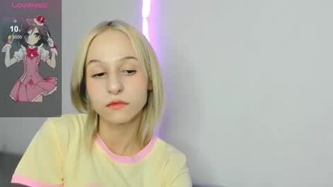 annymeow online show from November 18, 2025, 6:12 pm