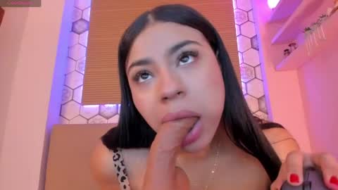 Snapshot of annytorres chatting on April 25, 2026, 12:41 pm Gaby online show from April 25, 2026, 12:41 pm