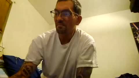 AnonaChris online show from November 4, 2025, 3:49 am