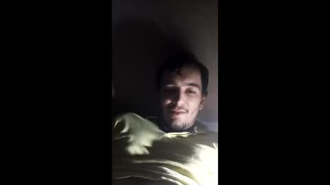 anonymous195100 online show from April 8, 2026, 4:34 am