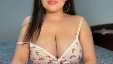 Snapshot of anora_sunny chatting on October 10, 2025, 4:06 pm Any online show from October 10, 2025, 4:06 pm