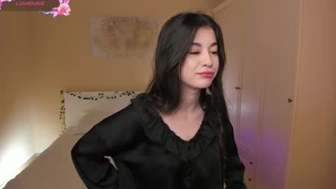 Snapshot of anorabodyys chatting on January 31, 2026, 9:35 pm Anora Emma online show from January 31, 2026, 9:35 pm