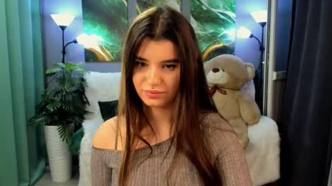 Anora online show from September 11, 2025, 6:30 pm