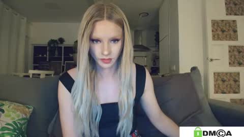 Sexy Ladybug online show from June 12, 2026, 9:52 am