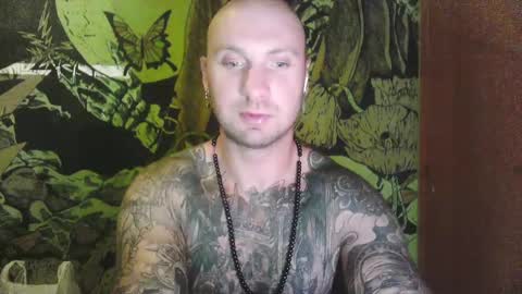 Snapshot of anotnio95 chatting on February 17, 2025, 11:42 pm maicol online show from February 17, 2025, 11:42 pm