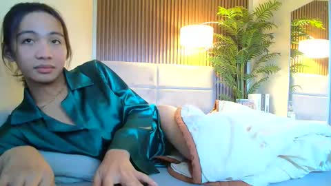 Stacy Maurice online show from September 9, 2025, 2:44 am