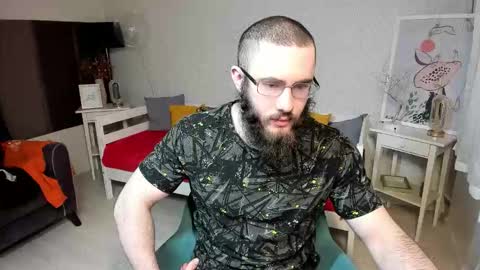 Ant online show from February 18, 2026, 1:51 pm