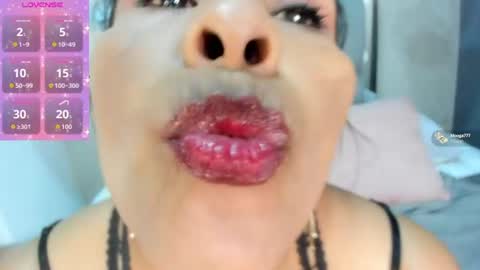 Snapshot of anthonelaa__ chatting on June 15, 2026, 2:08 pm Anthonelaa online show from June 15, 2026, 2:08 pm