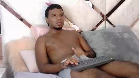 Snapshot of anthony_milleer chatting on February 26, 2025, 9:37 pm anthony online show from February 26, 2025, 9:37 pm