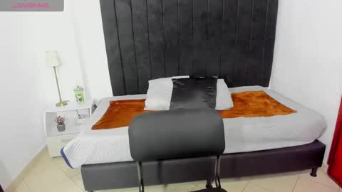       online show from January 15, 2025, 11:30 pm