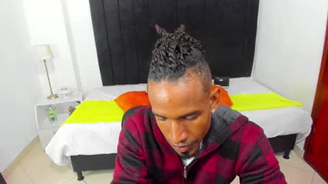       online show from February 1, 2025, 8:05 pm