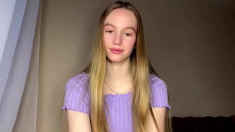 Snapshot of antionettepulgarin chatting on February 22, 2026, 3:21 pm Viktoria online show from February 22, 2026, 3:21 pm