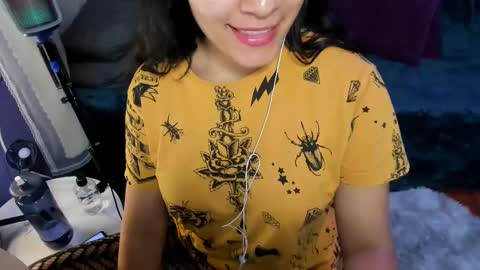 Snapshot of antofoxwbc chatting on February 20, 2025, 1:36 am Anto online show from February 20, 2025, 1:36 am