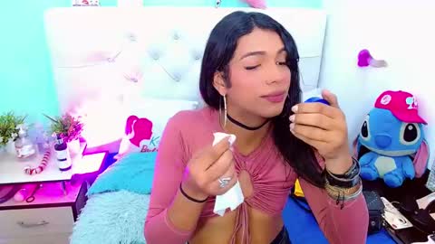 antonela_xx3 online show from March 11, 2025, 10:53 pm