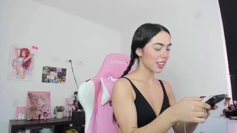 Antonella online show from February 6, 2026, 8:34 pm