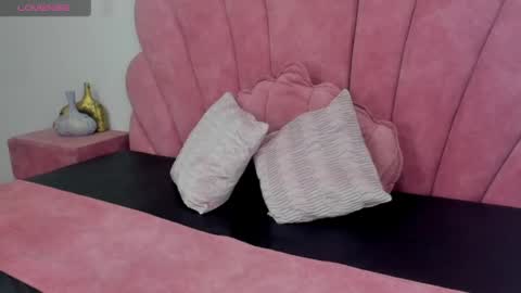 Snapshot of antonella_foxxxx chatting on April 15, 2026, 12:12 pm antonella_foxxxx online show from April 15, 2026, 12:12 pm
