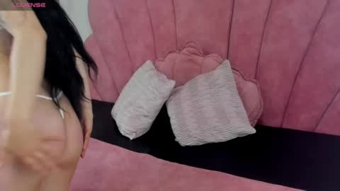 Snapshot of antonella_foxxxx chatting on May 4, 2026, 12:34 pm antonella_foxxxx online show from May 4, 2026, 12:34 pm