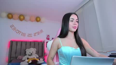 antonellagoddess online show from February 25, 2025, 7:25 pm