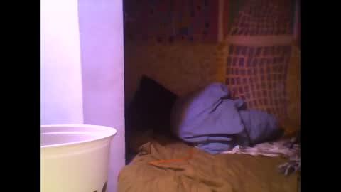 antoniiamaro online show from October 19, 2025, 12:06 pm