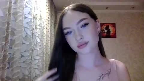 antonina25440 online show from September 24, 2025, 3:59 pm