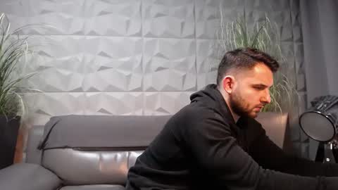 HI My name is Antonio online show from January 23, 2025, 8:13 pm