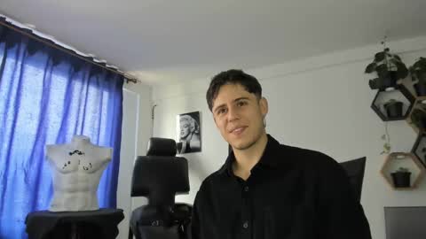 Snapshot of antonnello_ chatting on March 12, 2025, 6:44 pm antonnello_ online show from March 12, 2025, 6:44 pm