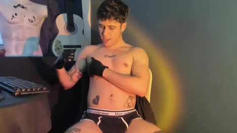 Snapshot of antonnello_ chatting on October 2, 2025, 6:26 pm antonnello_ online show from October 2, 2025, 6:26 pm