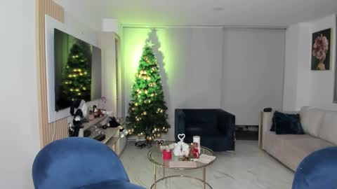 Maria Antonia online show from November 20, 2025, 12:00 am