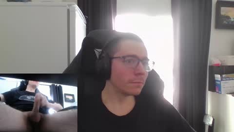 Snapshot of antrol13 chatting on February 9, 2025, 8:13 pm Ask me online show from February 9, 2025, 8:13 pm