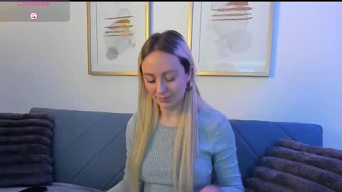 Antonia online show from March 11, 2025, 12:39 pm