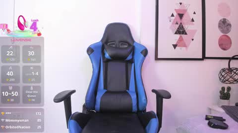 anya_belth online show from October 4, 2025, 9:02 pm