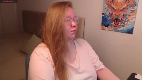 Anya Muna online show from December 19, 2024, 4:13 pm