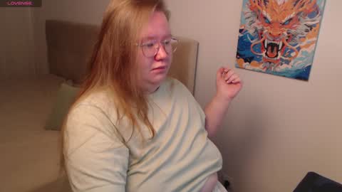 Anya Muna online show from December 29, 2024, 4:51 pm