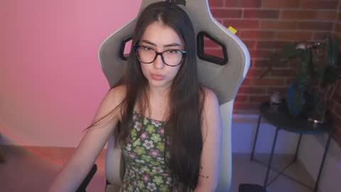 anya online show from February 28, 2025, 8:18 pm