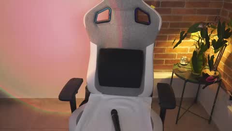 anya online show from March 10, 2025, 10:55 pm