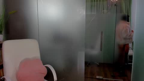 Anya online show from January 21, 2025, 1:32 pm