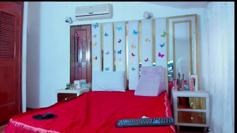 Anyela  online show from February 20, 2026, 7:03 pm