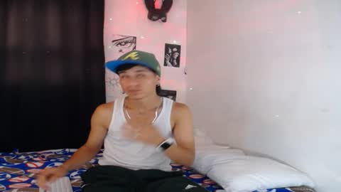 anyelo_sexyhot online show from March 1, 2026, 3:19 am