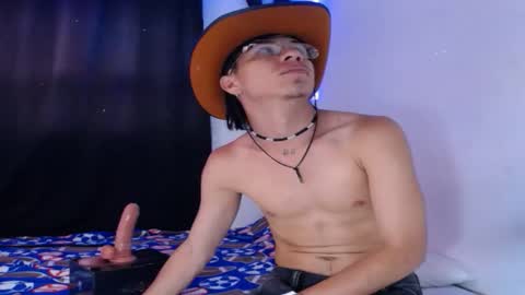 anyelo_sexyhot online show from March 4, 2026, 3:18 pm