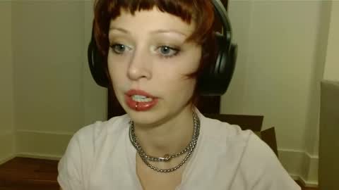 Lila online show from February 22, 2026, 12:23 am