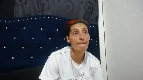 anyu online show from December 11, 2024, 4:18 am