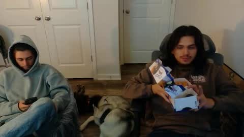 Snapshot of apachewithawebcam chatting on January 17, 2026, 7:17 pm ApacheWithWebcam online show from January 17, 2026, 7:17 pm