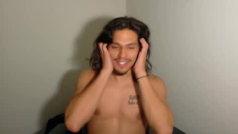 Snapshot of apachewithawebcam chatting on March 28, 2026, 2:11 am ApacheWithWebcam online show from March 28, 2026, 2:11 am