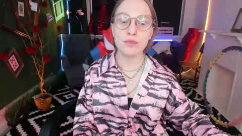 APHEX QUEEN online show from February 26, 2025, 4:14 pm