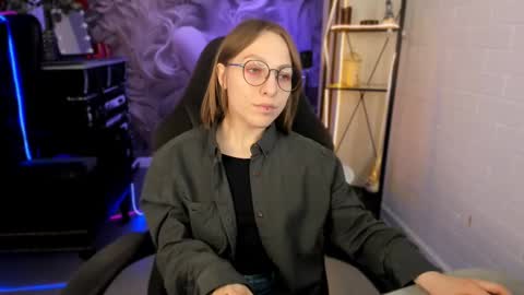 APHEX QUEEN online show from February 27, 2025, 9:11 am