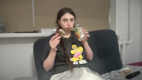 aphr0dite22 online show from April 23, 2026, 4:31 pm