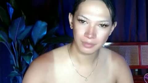 Snapshot of aphr0dite_x chatting on March 3, 2026, 5:02 am Roman Goddess online show from March 3, 2026, 5:02 am