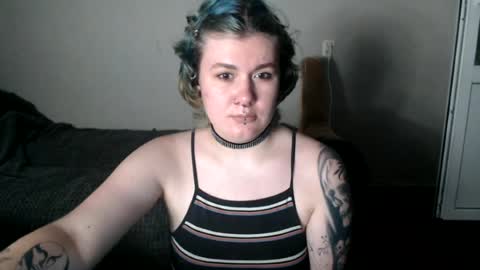 Aphrodite online show from July 3, 2026, 9:32 pm